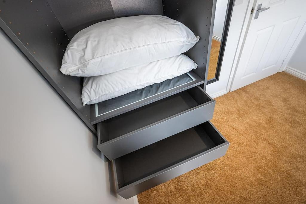 Reading 2-Bed Apartment & Parking Exterior foto